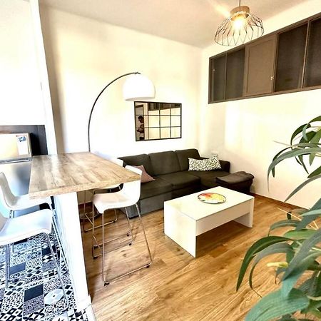 Spacious Cocoon Close To The Beach อฌักซิโอ้ ภายนอก รูปภาพ
