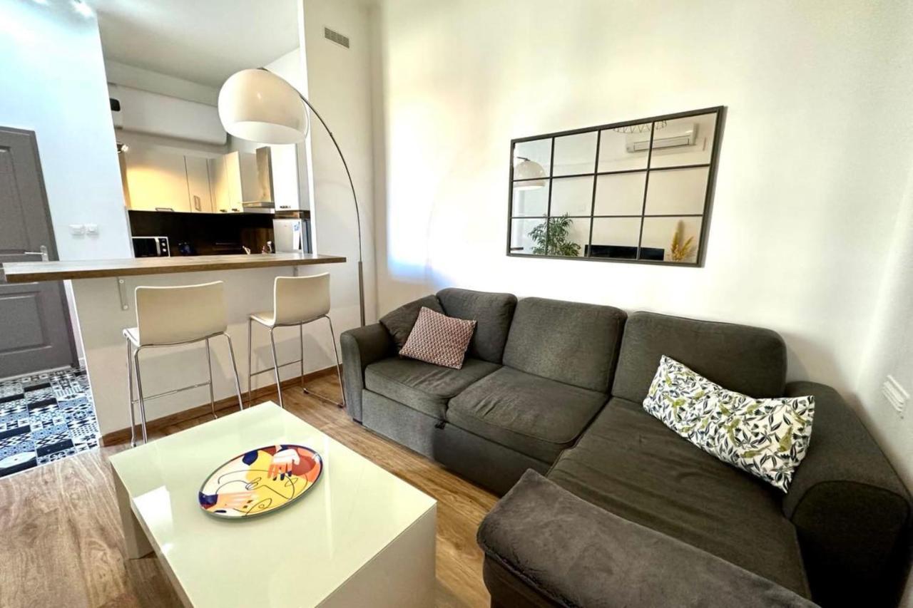 Spacious Cocoon Close To The Beach อฌักซิโอ้ ภายนอก รูปภาพ